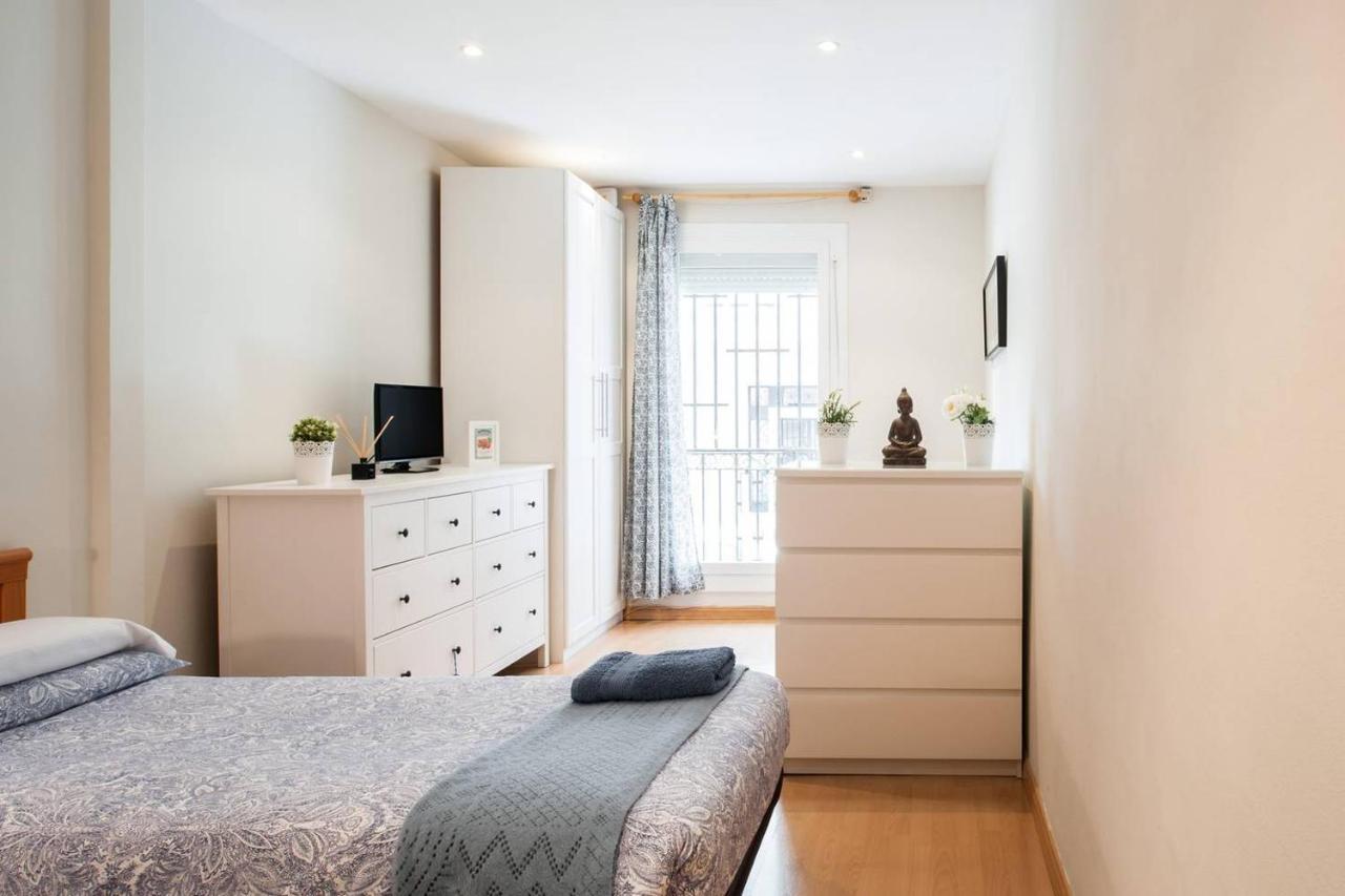 Nice Apartment Near Barcelona Center