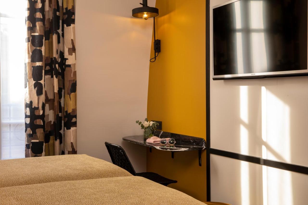 Grand Hotel Chicago 2