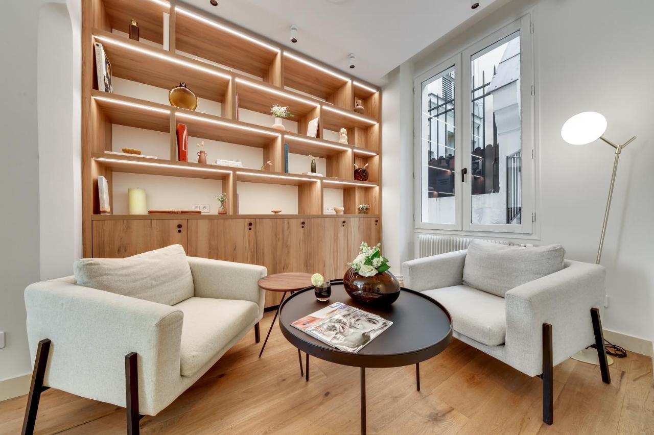 Alexandrine Opera (Adults only) 2