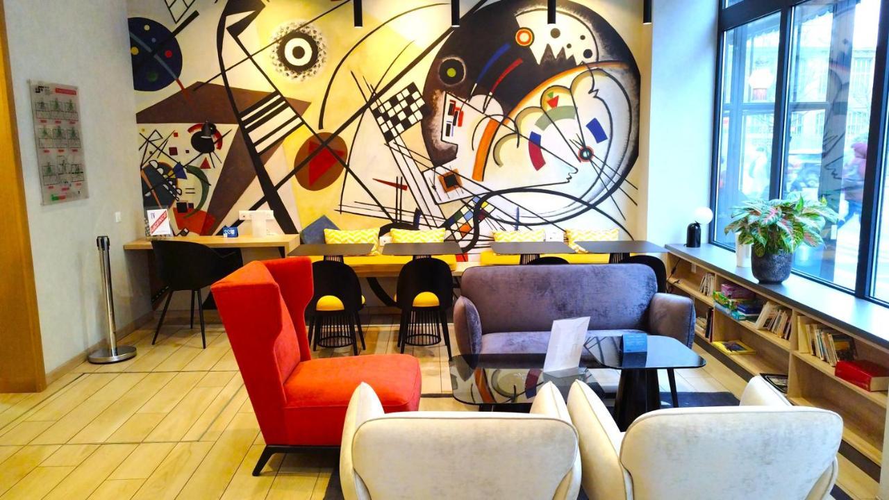 Avia Saphir Montparnasse 1