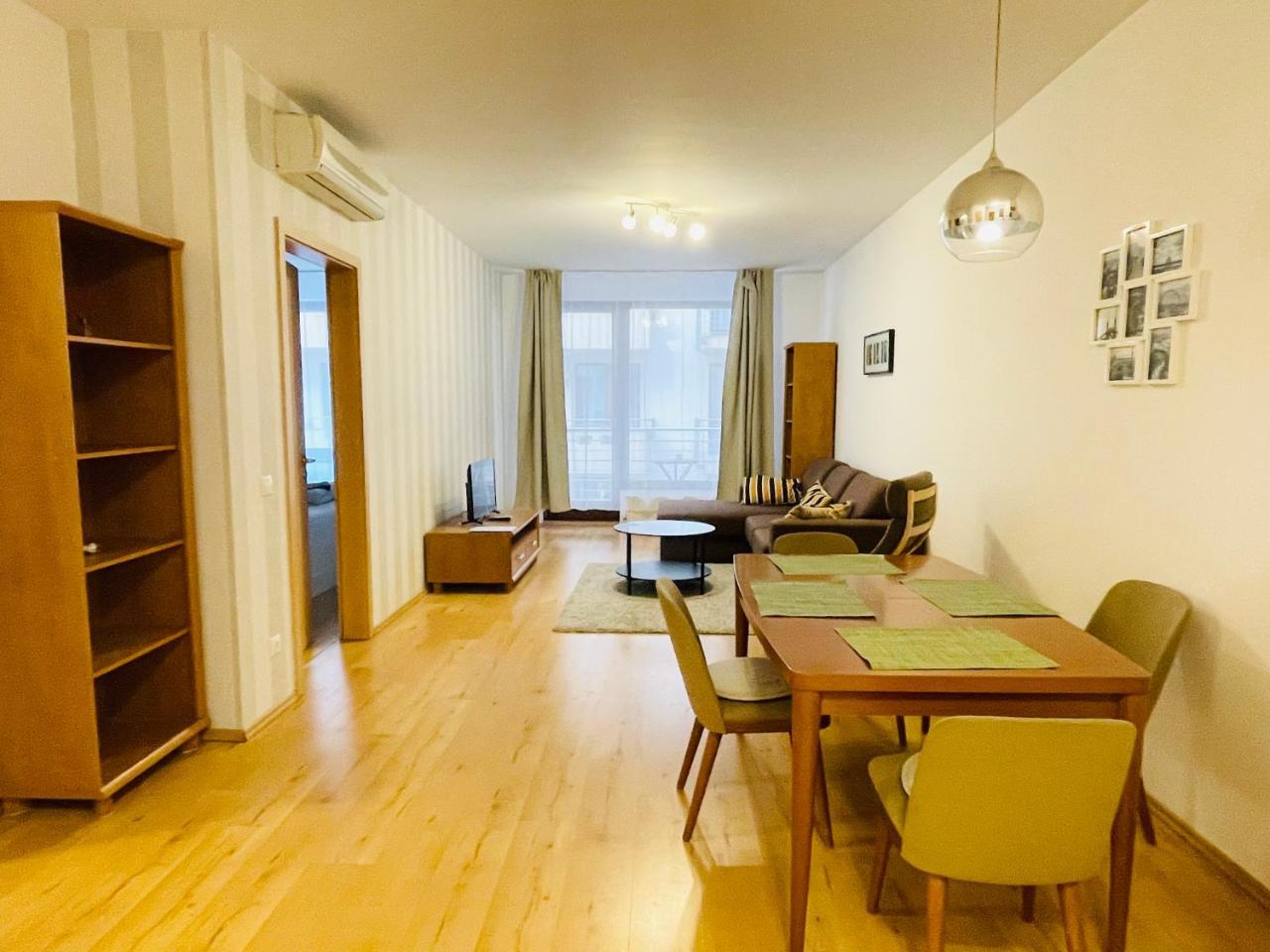 Broadway Hostel & Apartments 2