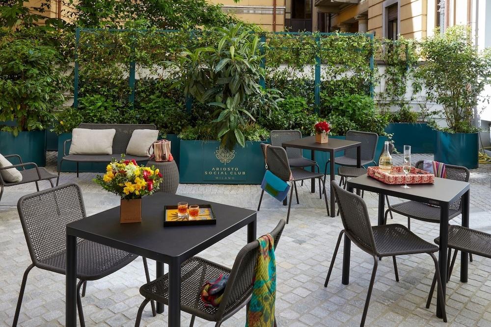 Ariosto Social Club