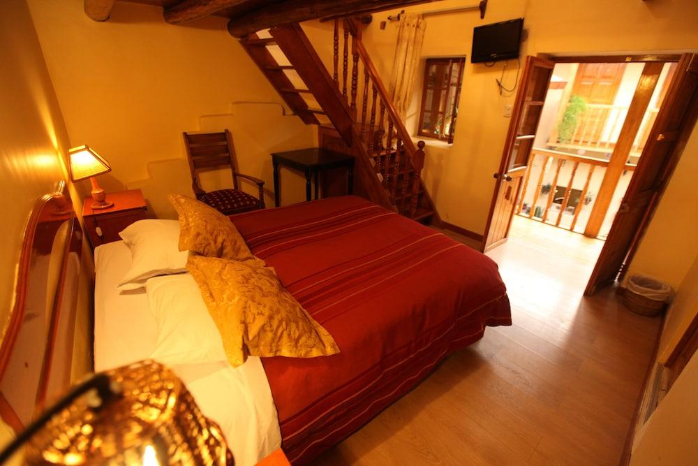 Apu Huascaran Hostal