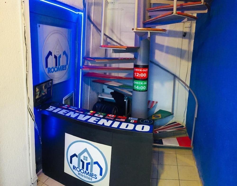 Roomies Hostel Roma 1