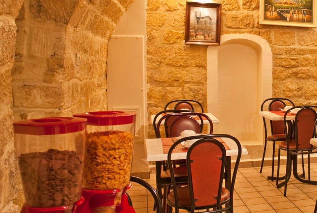 Hotel de Paris Montmartre 1