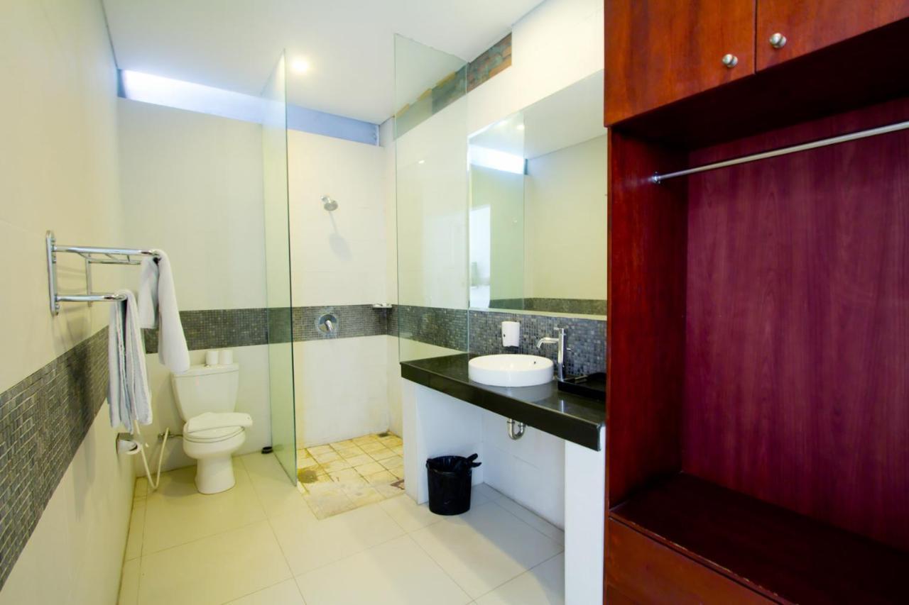 Apple Villa & Apartment Kerobokan Canggu 2