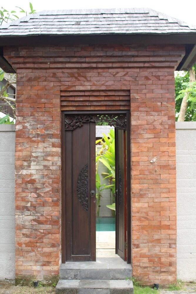 L Village Villa Bali 1