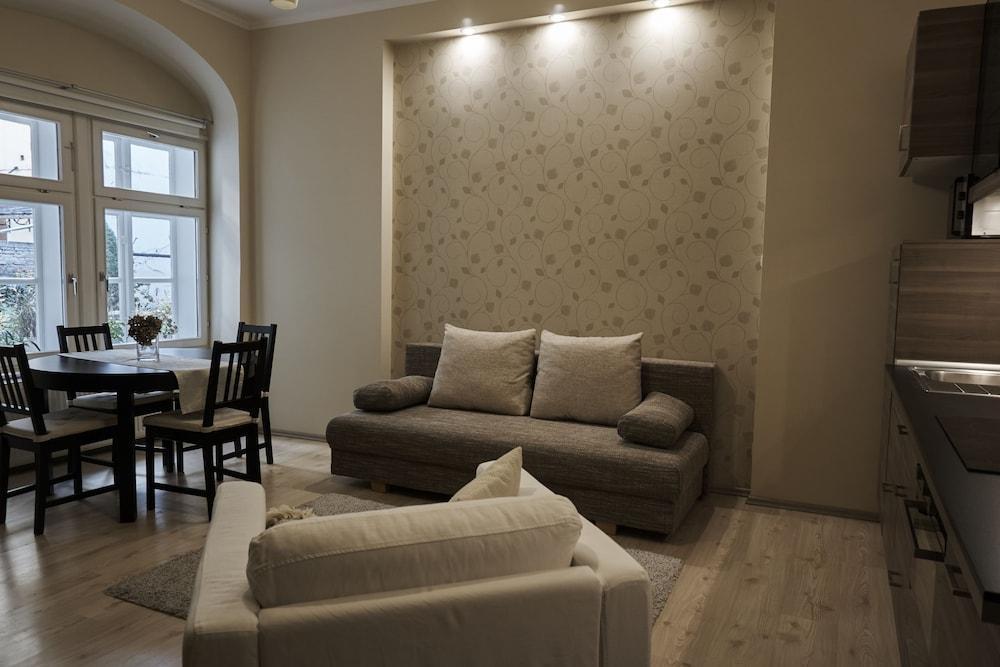 Karolyi Garden Apartment