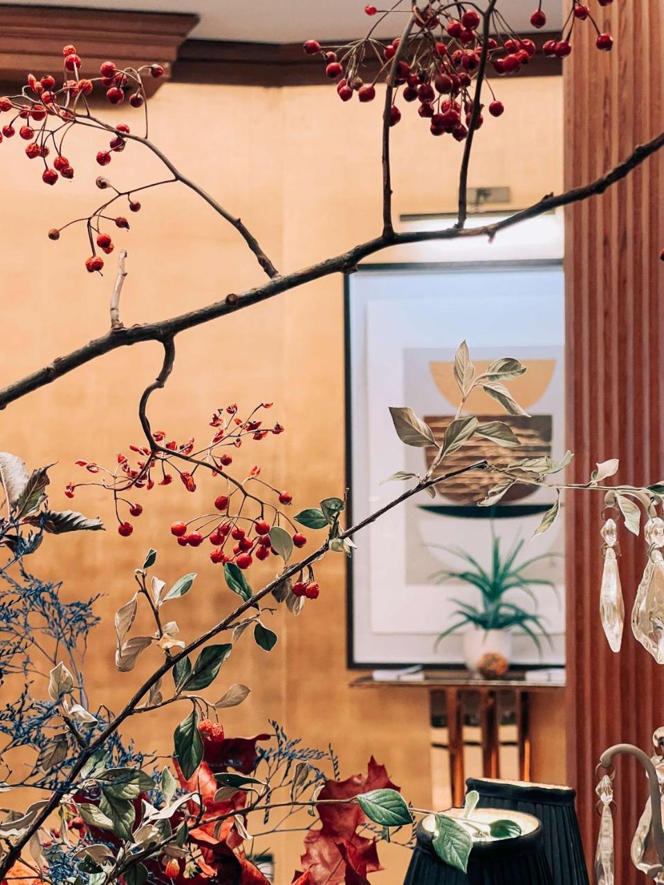 Maison Astor Paris, Curio Collection by Hilton 2