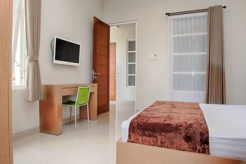 Grand Asahan House by Reddoorz 2