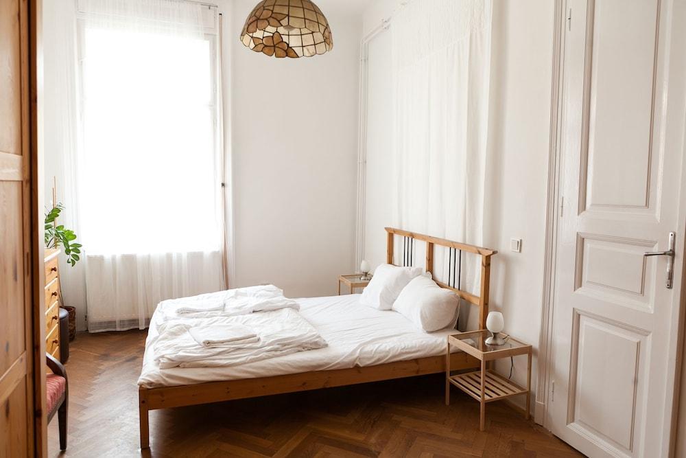 Remarkable Ernesto with View 2