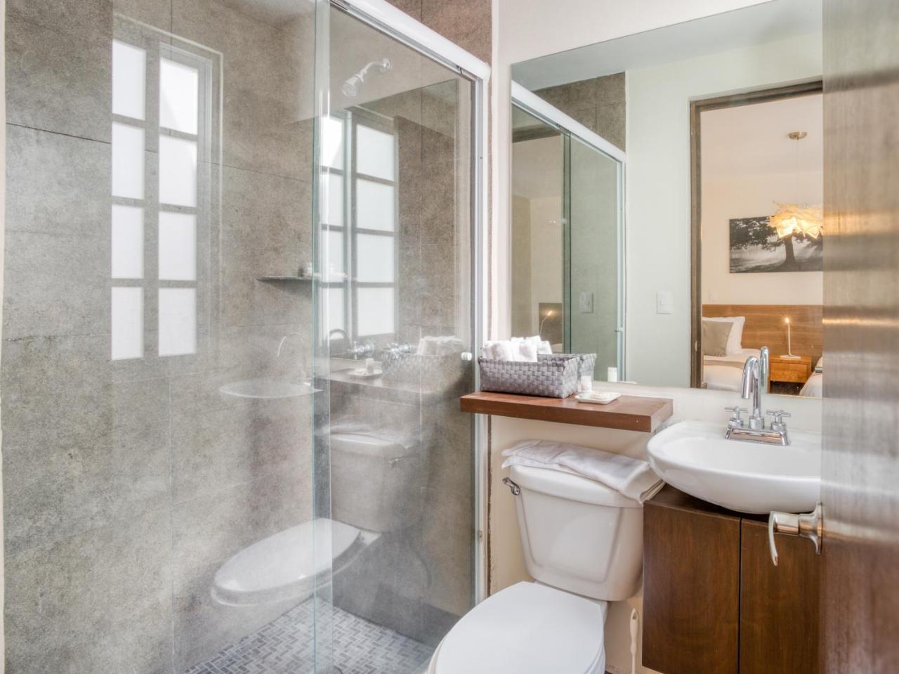 Om 686 Urban Lofts 1