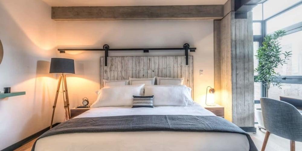 Urban Roma Dream by Mr.W 2