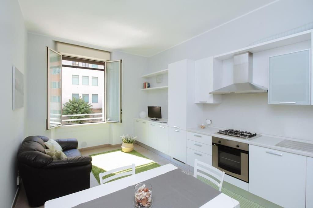 Spacious And New Apt in Citta Studi