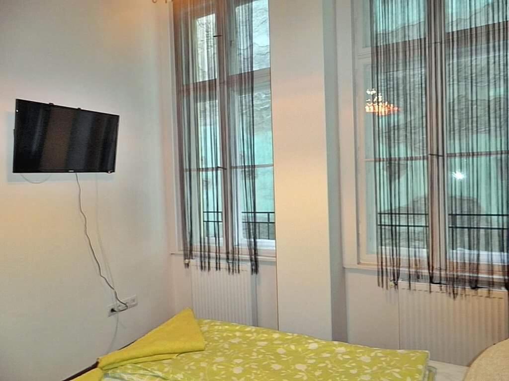 Gozsdu Entertainment District Apartment 1