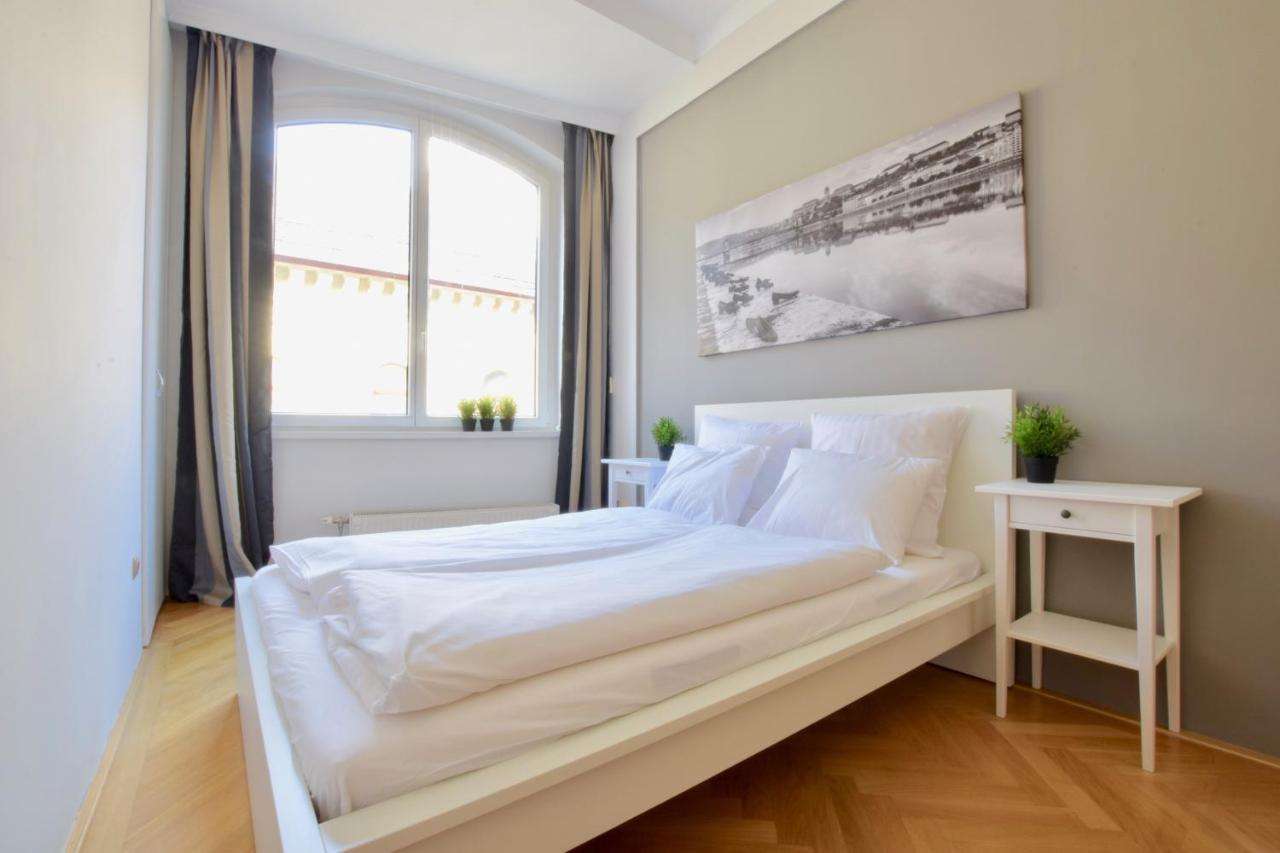 Premium Apartment by Hi5 - Lovag Suites 2