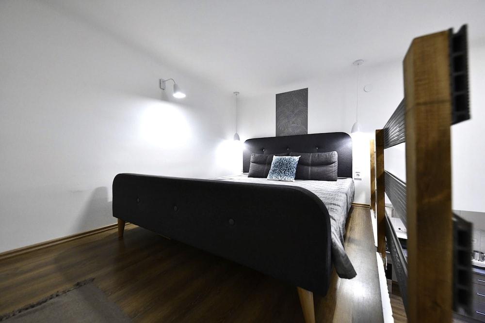 Cosy Flat in Kiraly Str, King 1