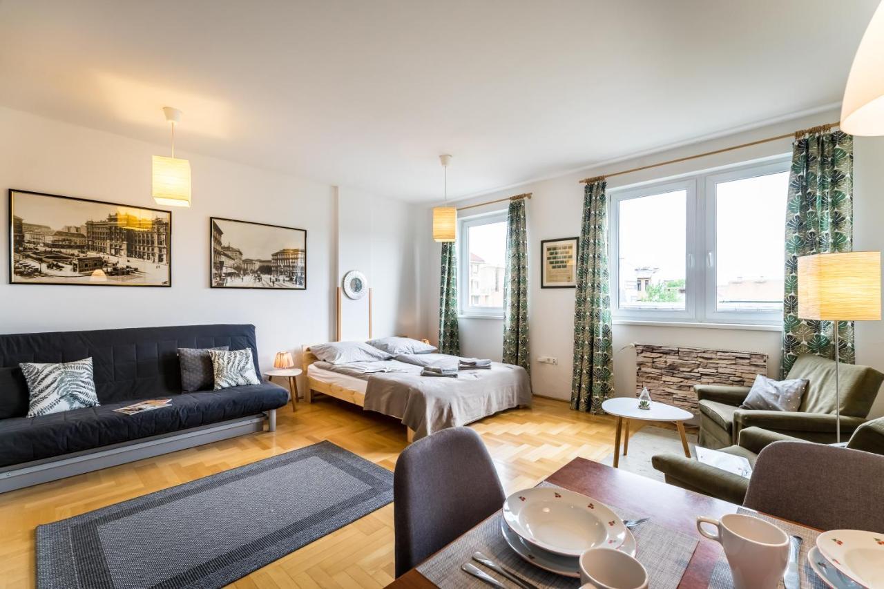 Bpr Hello Hollo Apartment