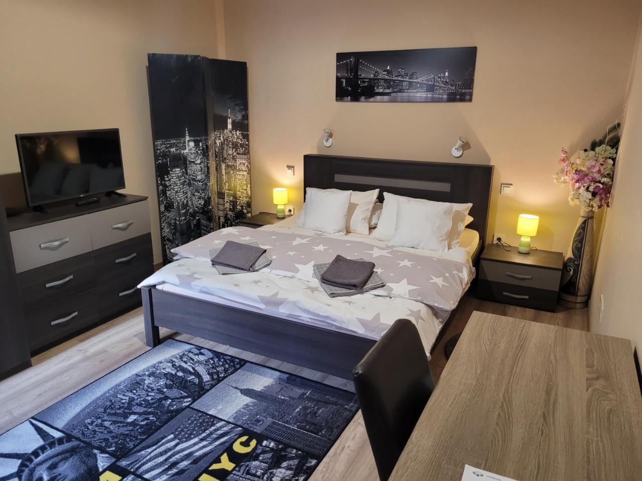 Apartment Near Opera in Downtown Budapest