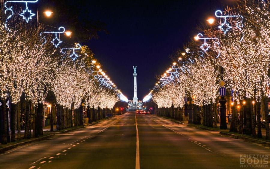 4br , 3bhr with AC at the Opera 1