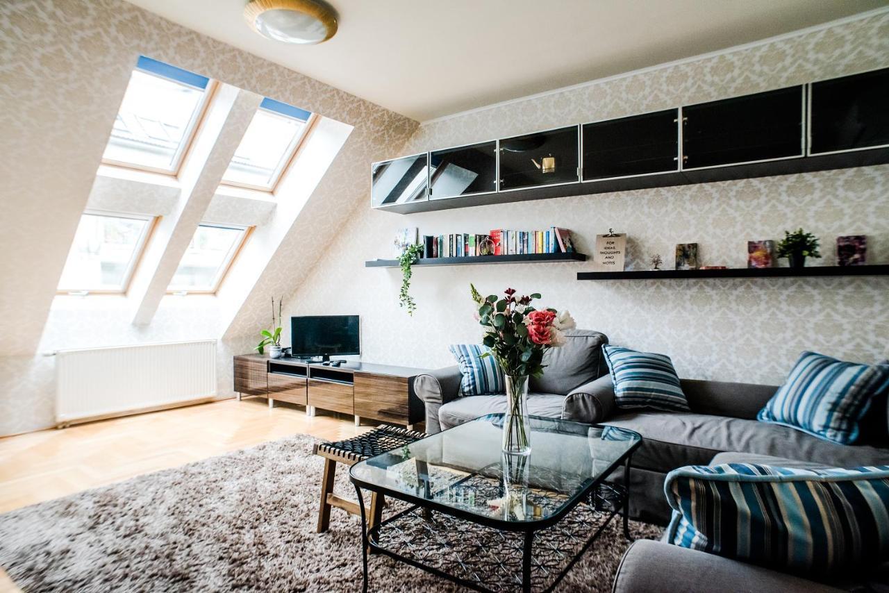 Hollo Apartment - Private Garage - A/C 1