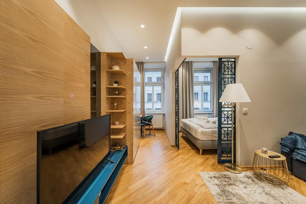 Zeus Design Apartments - Reumannplatz 2