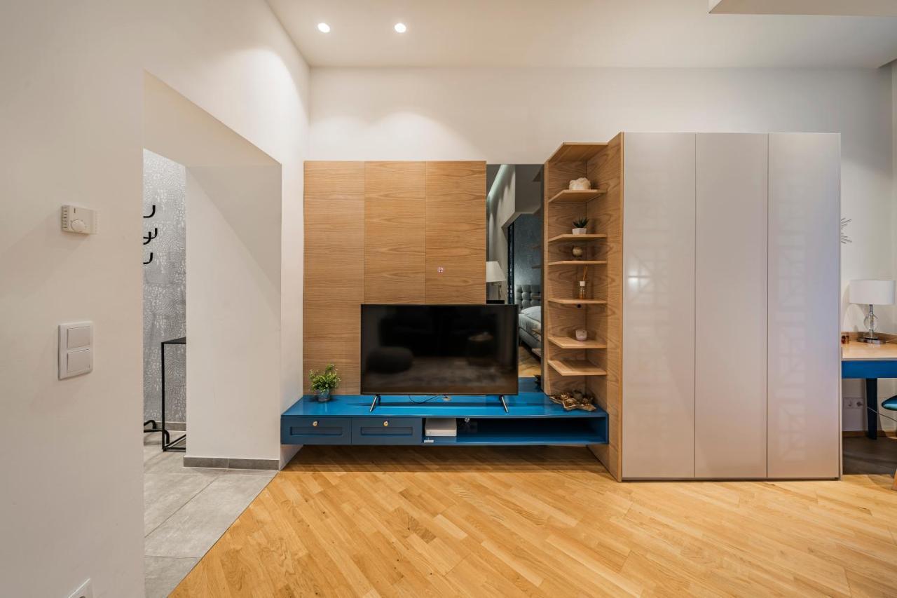 Zeus Design Apartments - Reumannplatz 1