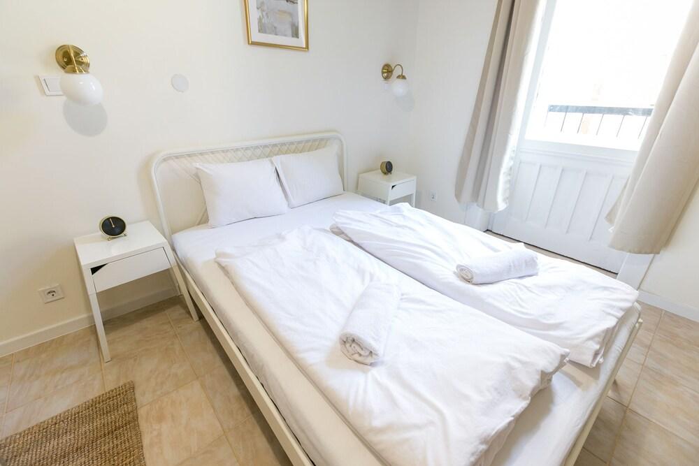 Magical Ernesto Ii. 2