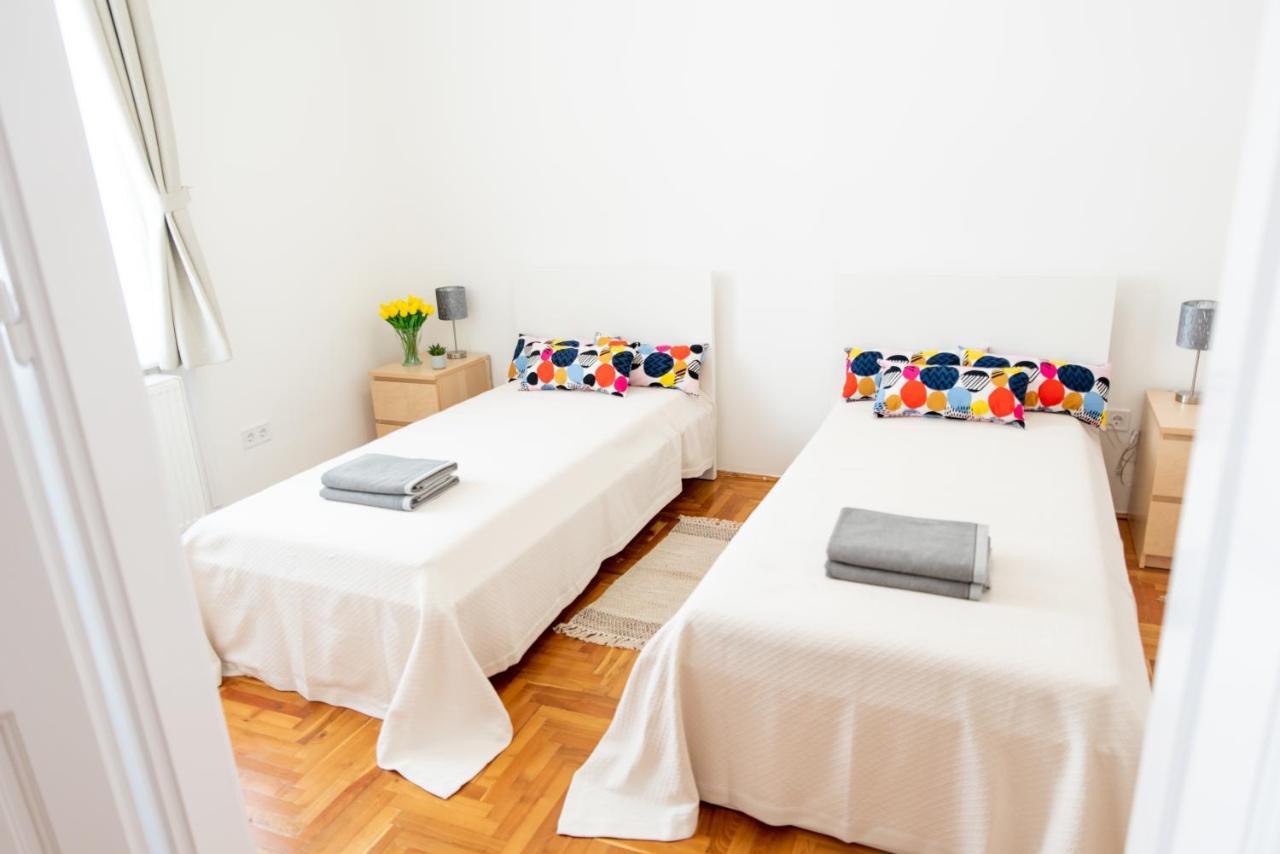 Wess11 Budapest Downtown