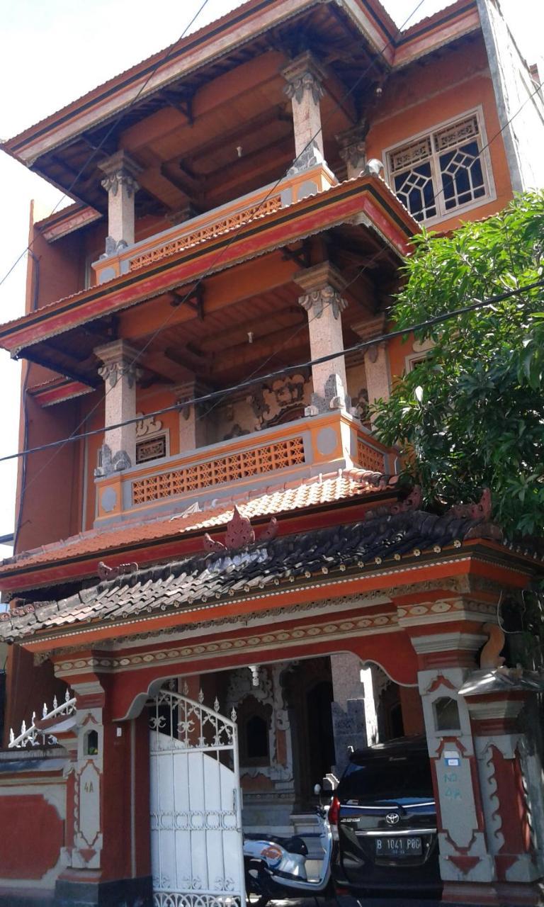 Ratih Bali Hostel (Adults only) 2