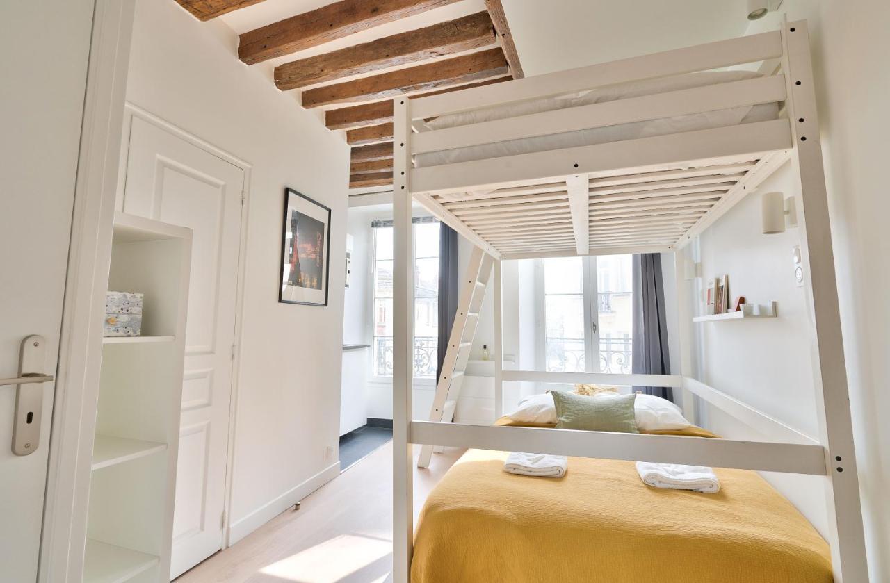 New Mezzanine Studio in the Heart of Paris (4f) 1