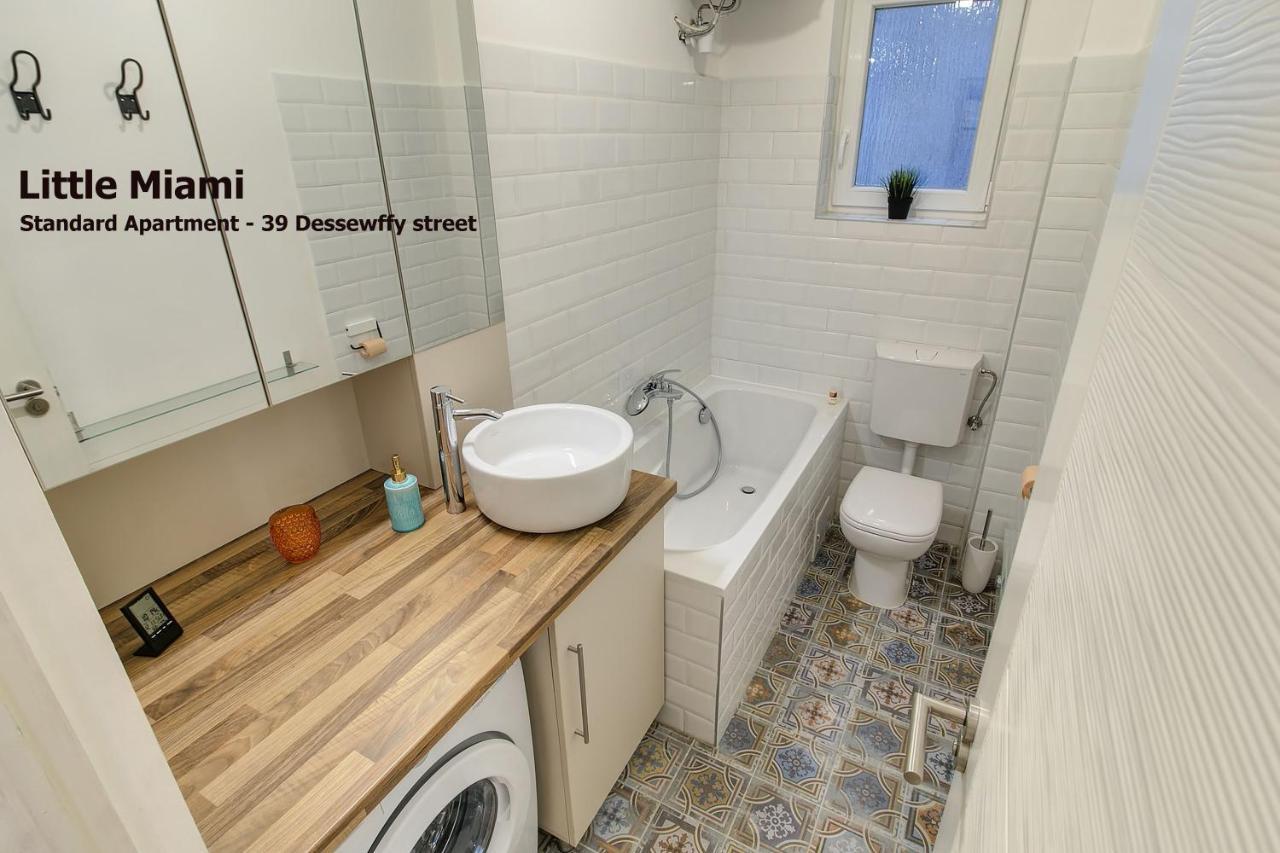 Little Americas Opera Apts 1