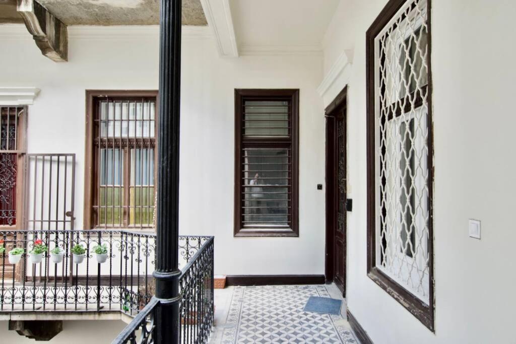 Premium Apartment by Hi5-Vaci Str. 3 Bedroom (219) 2