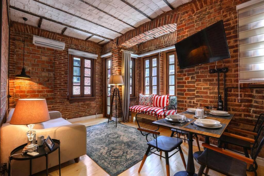 Galadoo Suites 2nd Floor