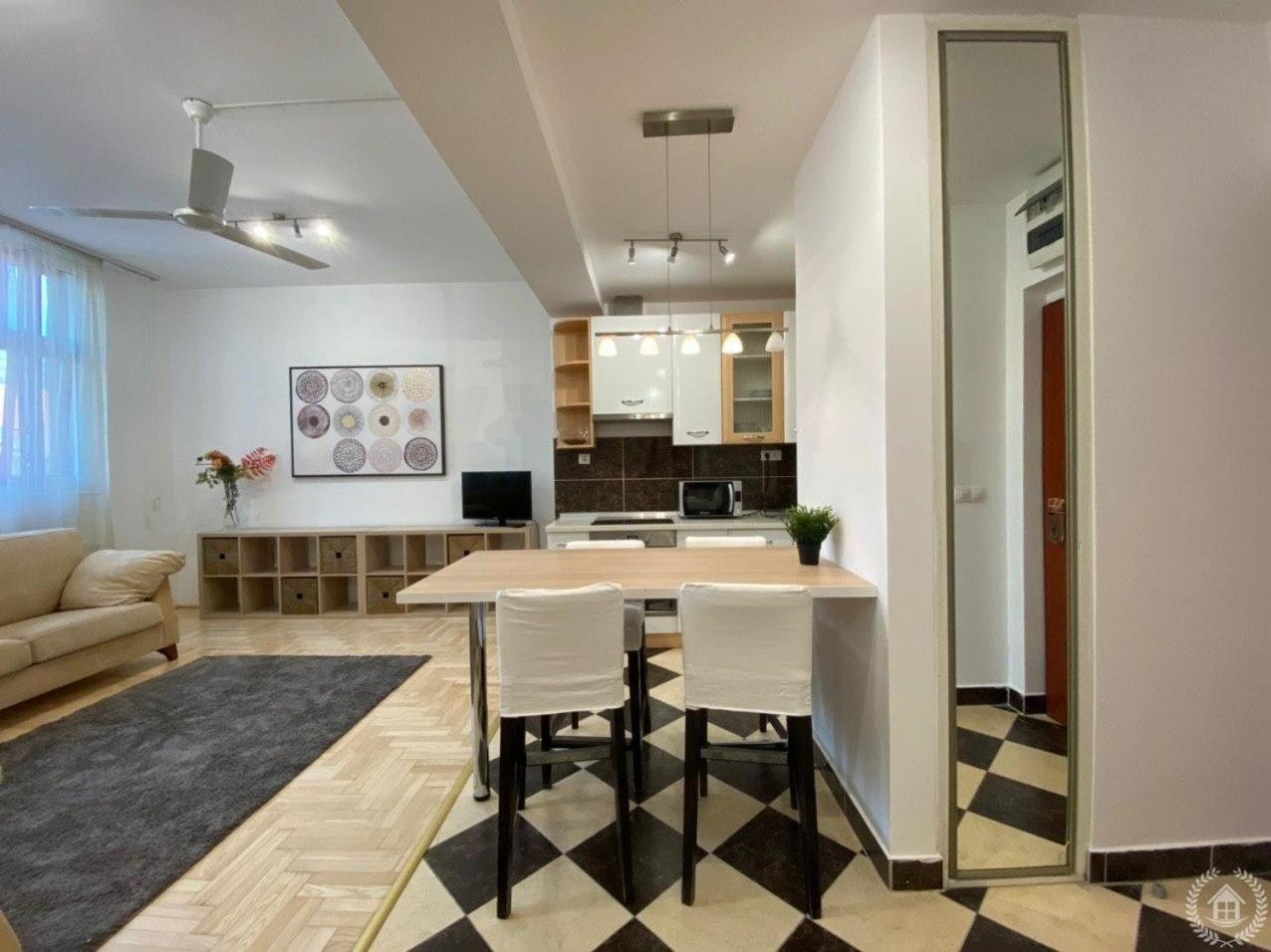 Downtown Vibe Apartment Ii. 1