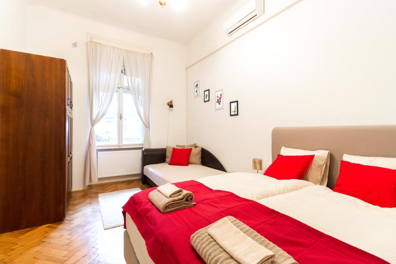 Szasz Buda Villa Apartment Next To Buda Castle District 2