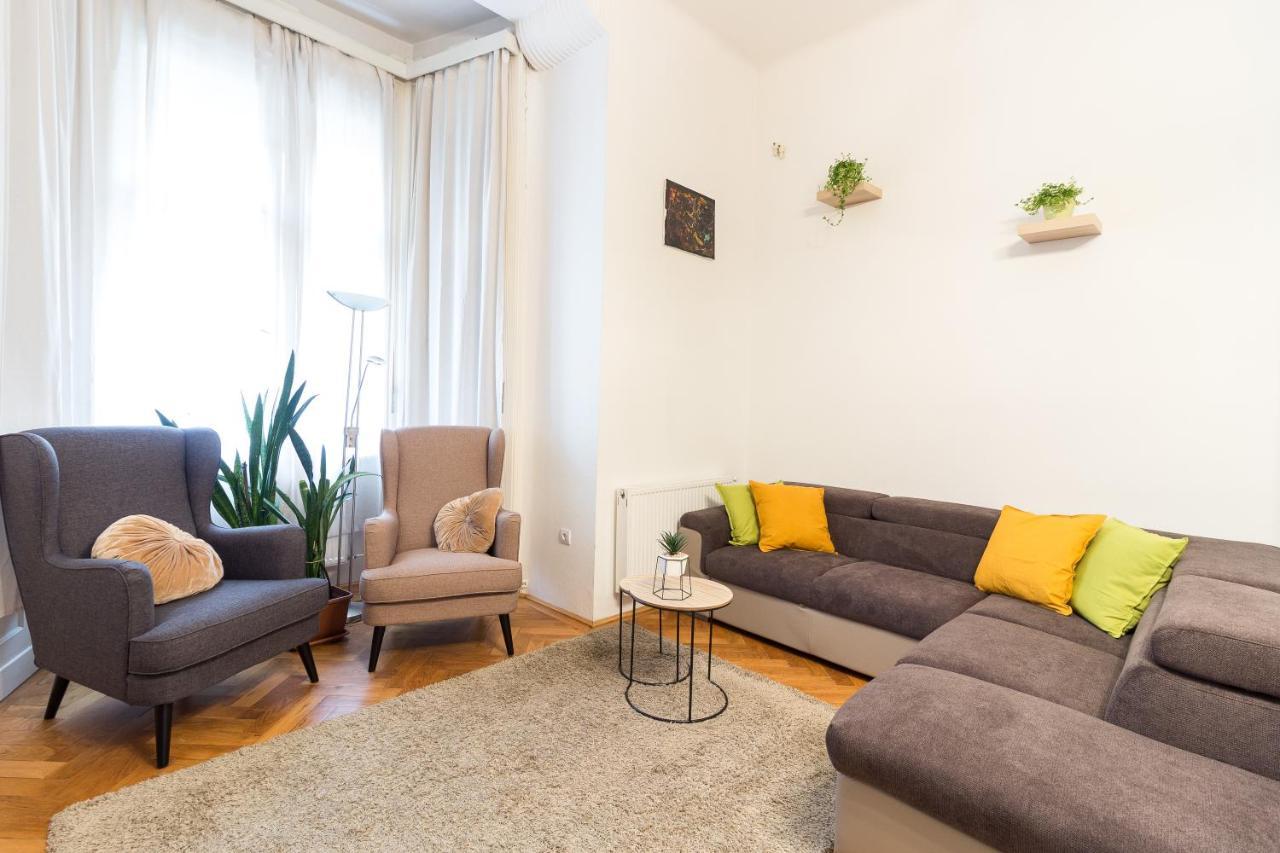 Szasz Buda Villa Apartment Next To Buda Castle District 1