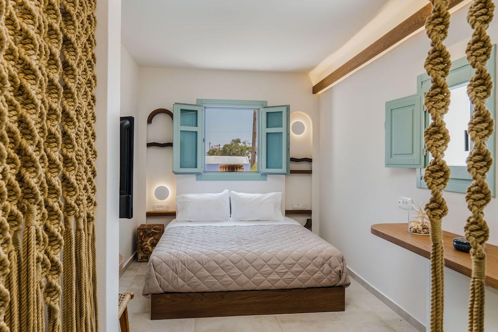 Villa Katerina -3 Villas&Private Jacuzzi