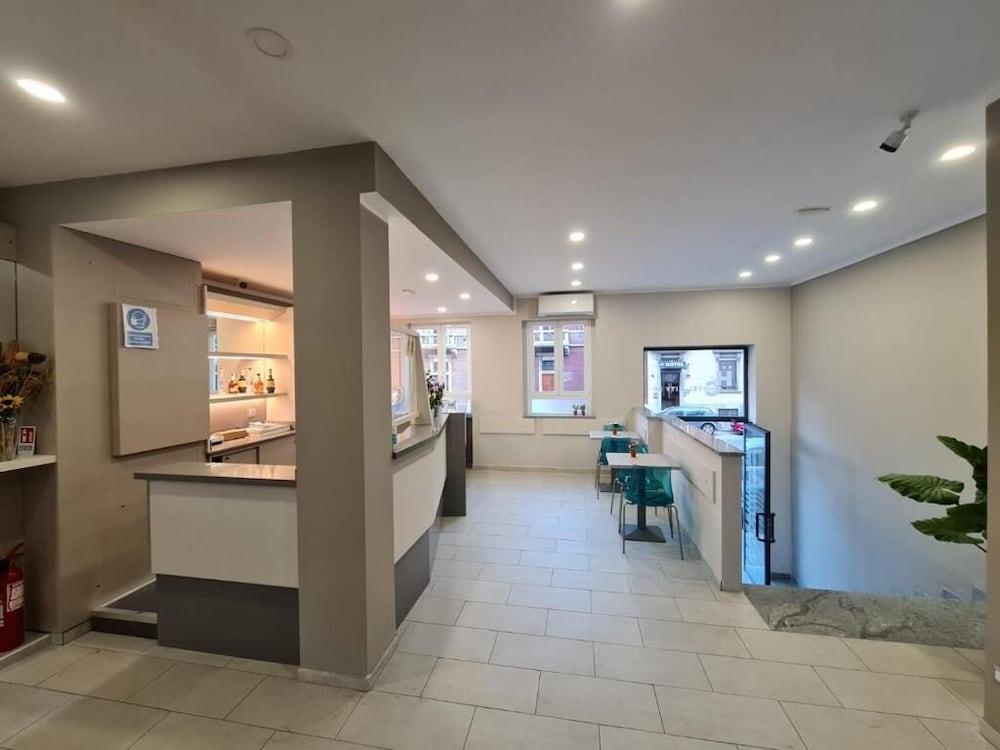 Hotel City 20 (Adults only) 2