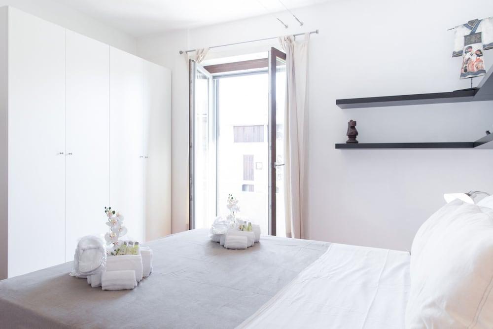 Suitelowcost - Stilicone