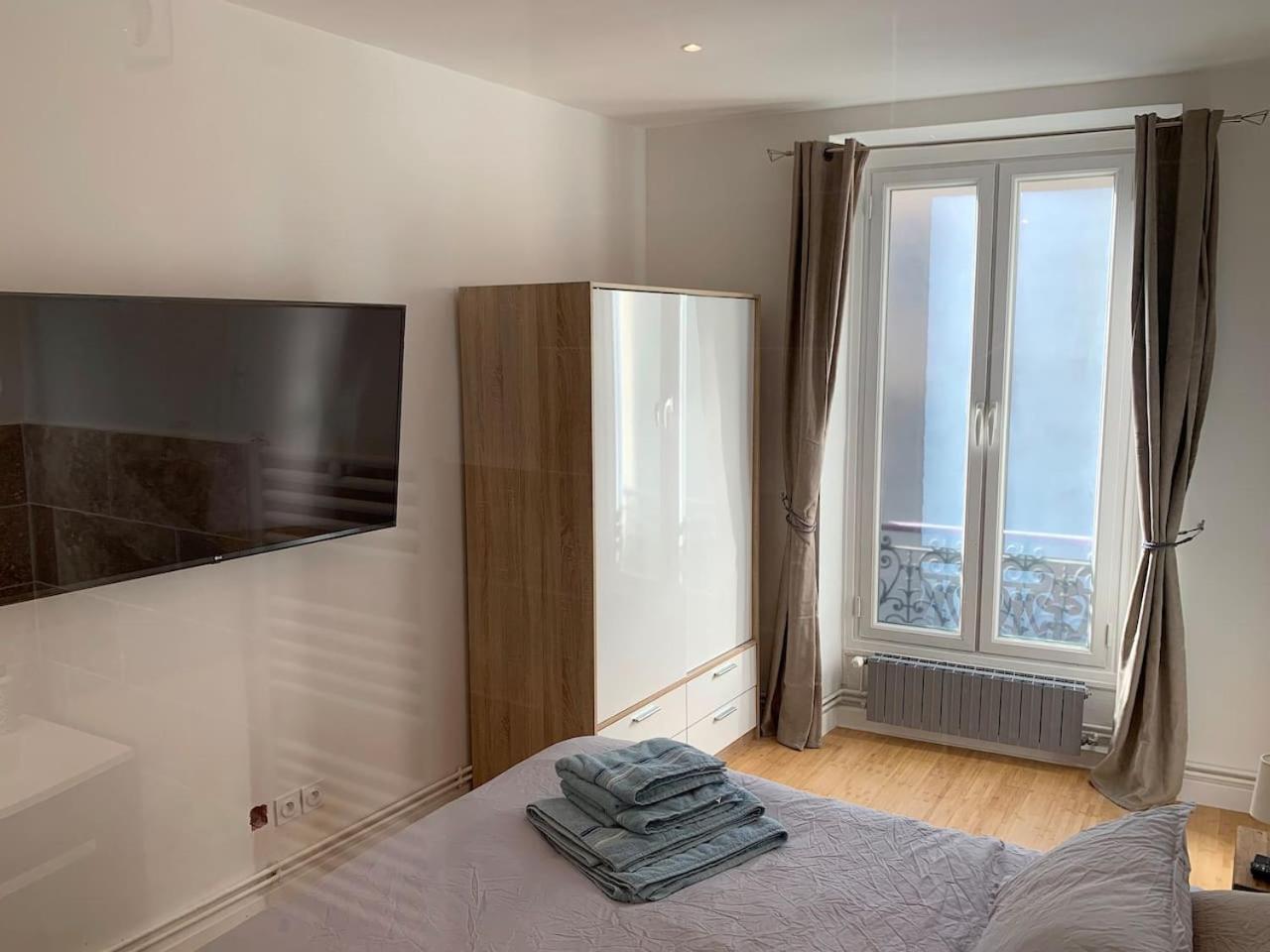 My Trip in Paris - Temple 2