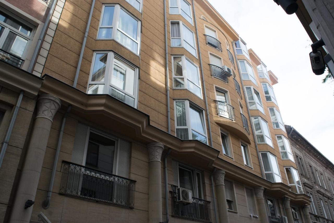 Designer Home Synagogue 1