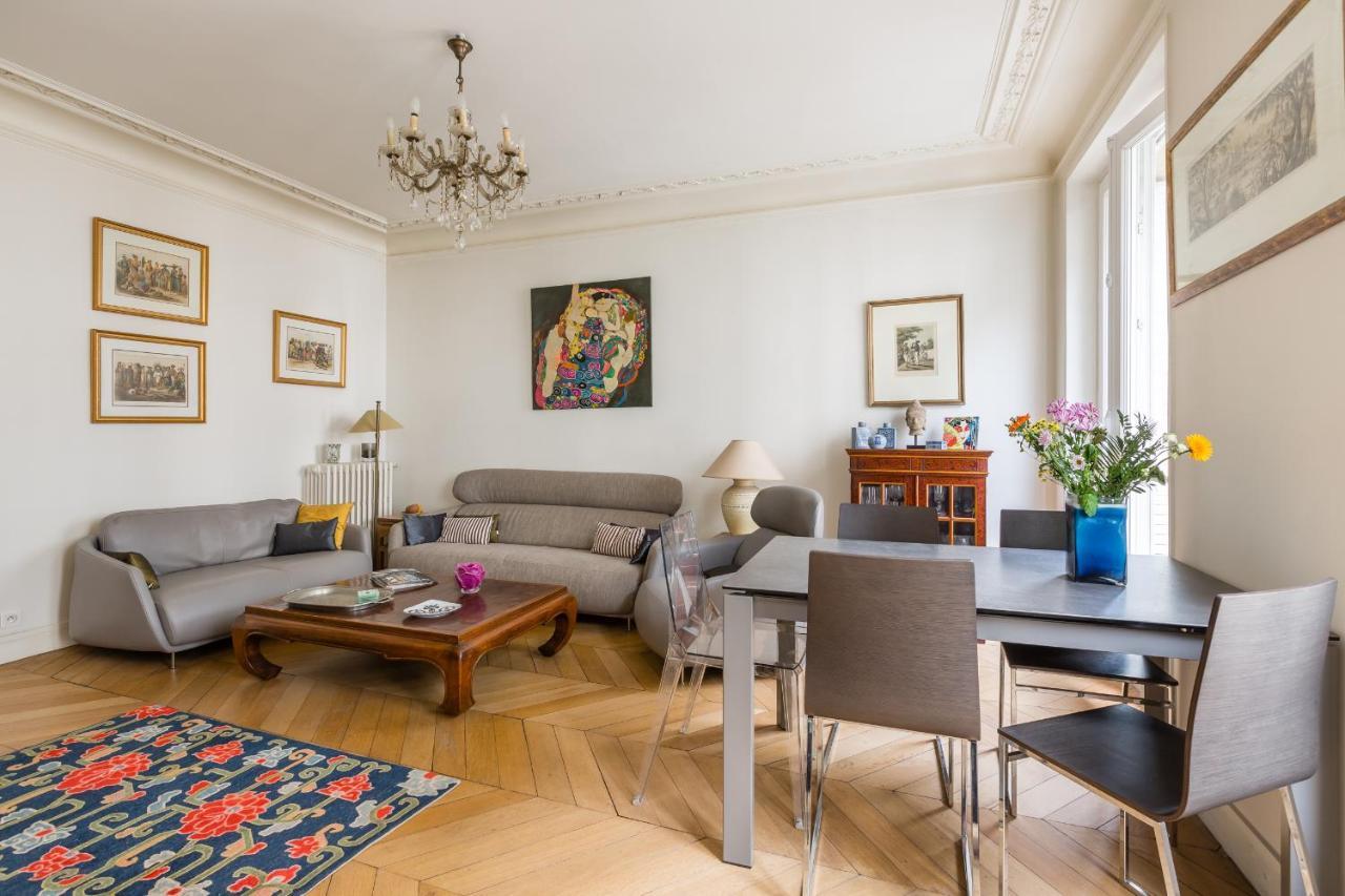 Veeve - Ambassador Hideaway 2