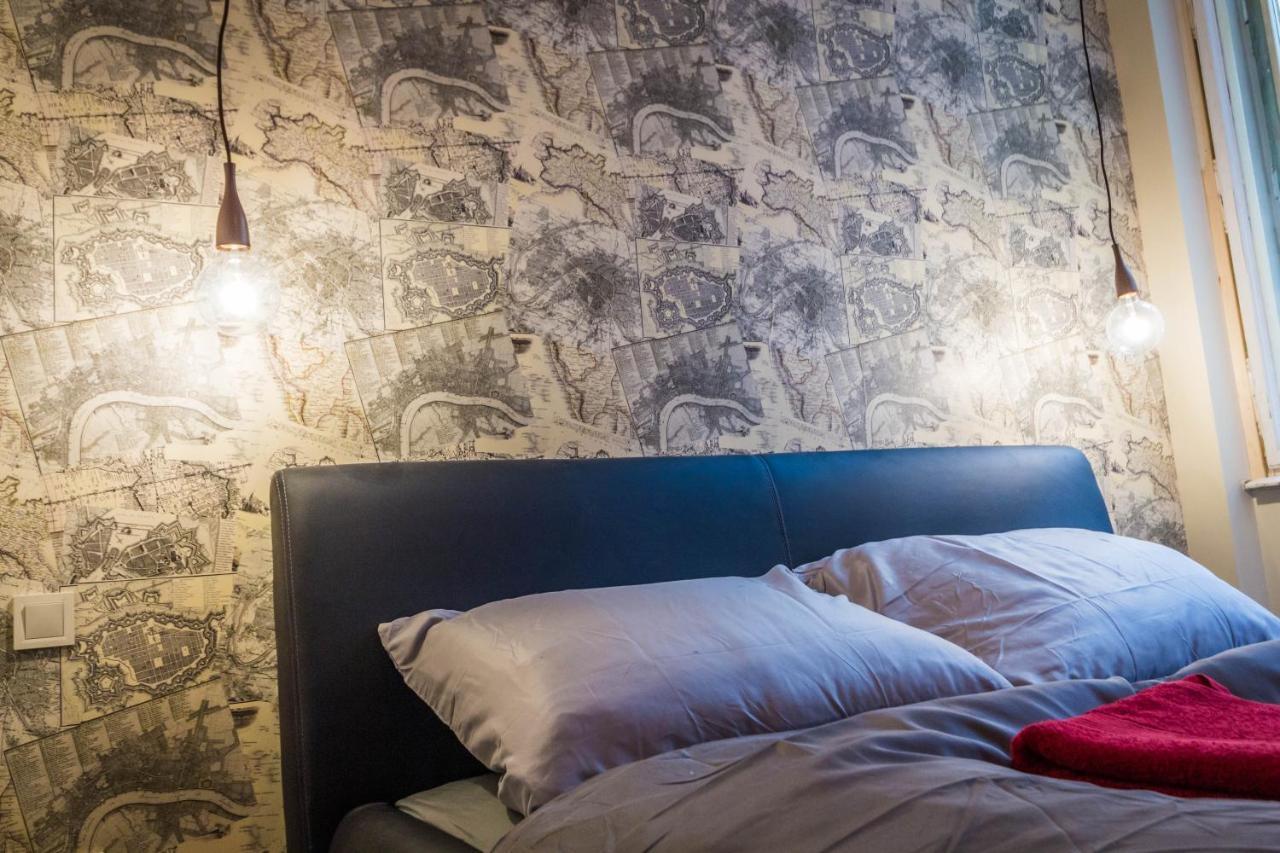 Elegant Fashionstreet Apartment 1