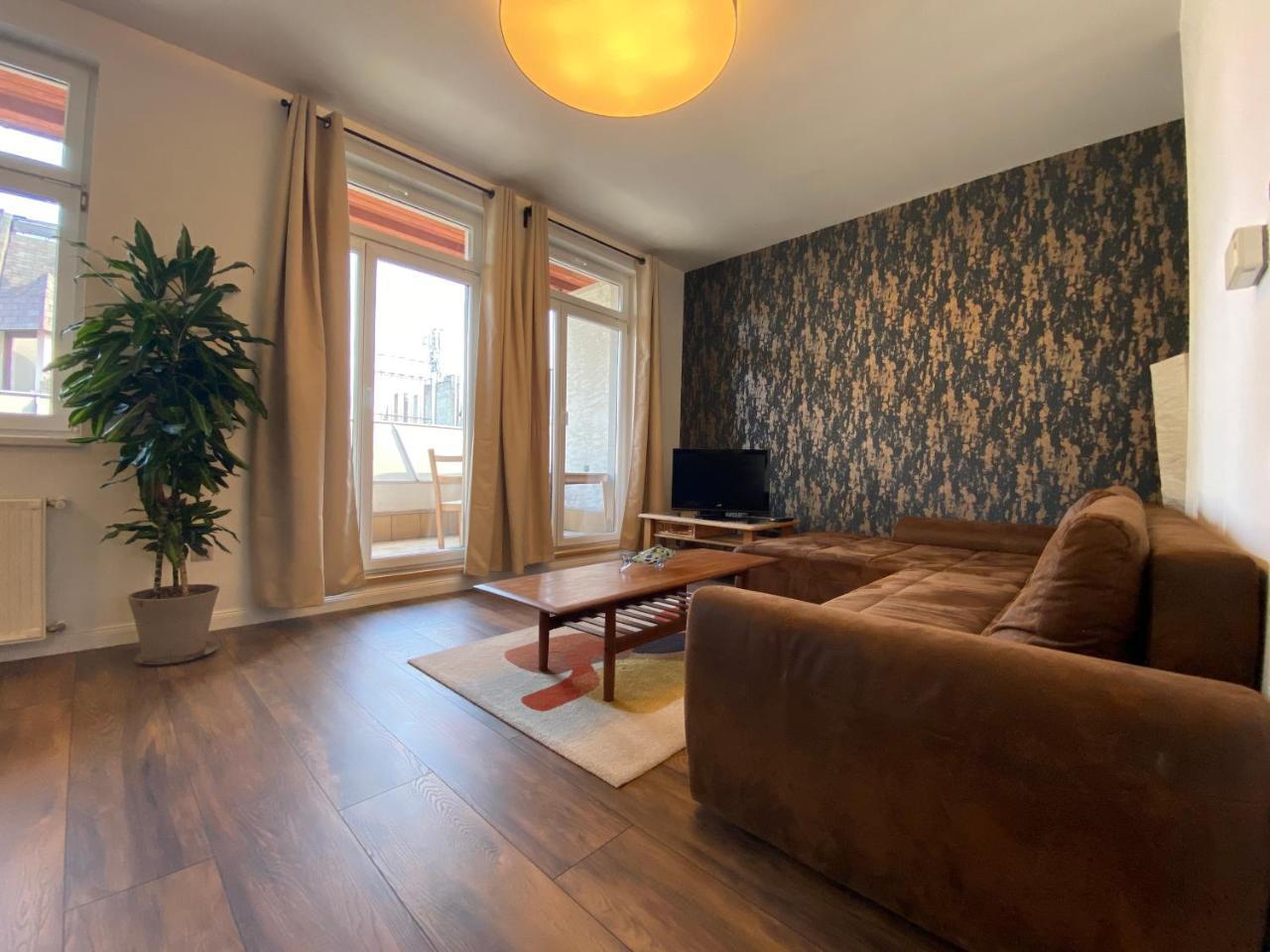 2 Bedroom 107 M2 Loft with Balcony 2