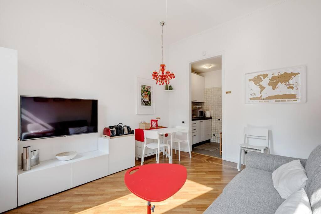 Easylife - Bello E Luminoso Flat in Zona Centrale
