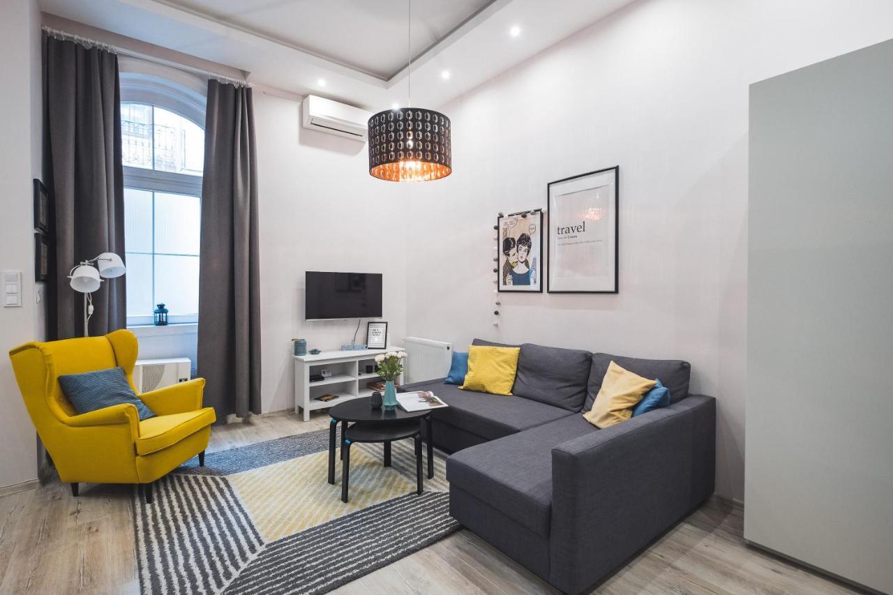 Cyc Apartment (Adults Only) 1