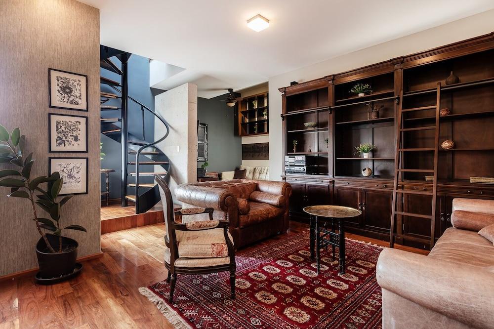 Destination Condesa @Roma Norte Penthouse Loft