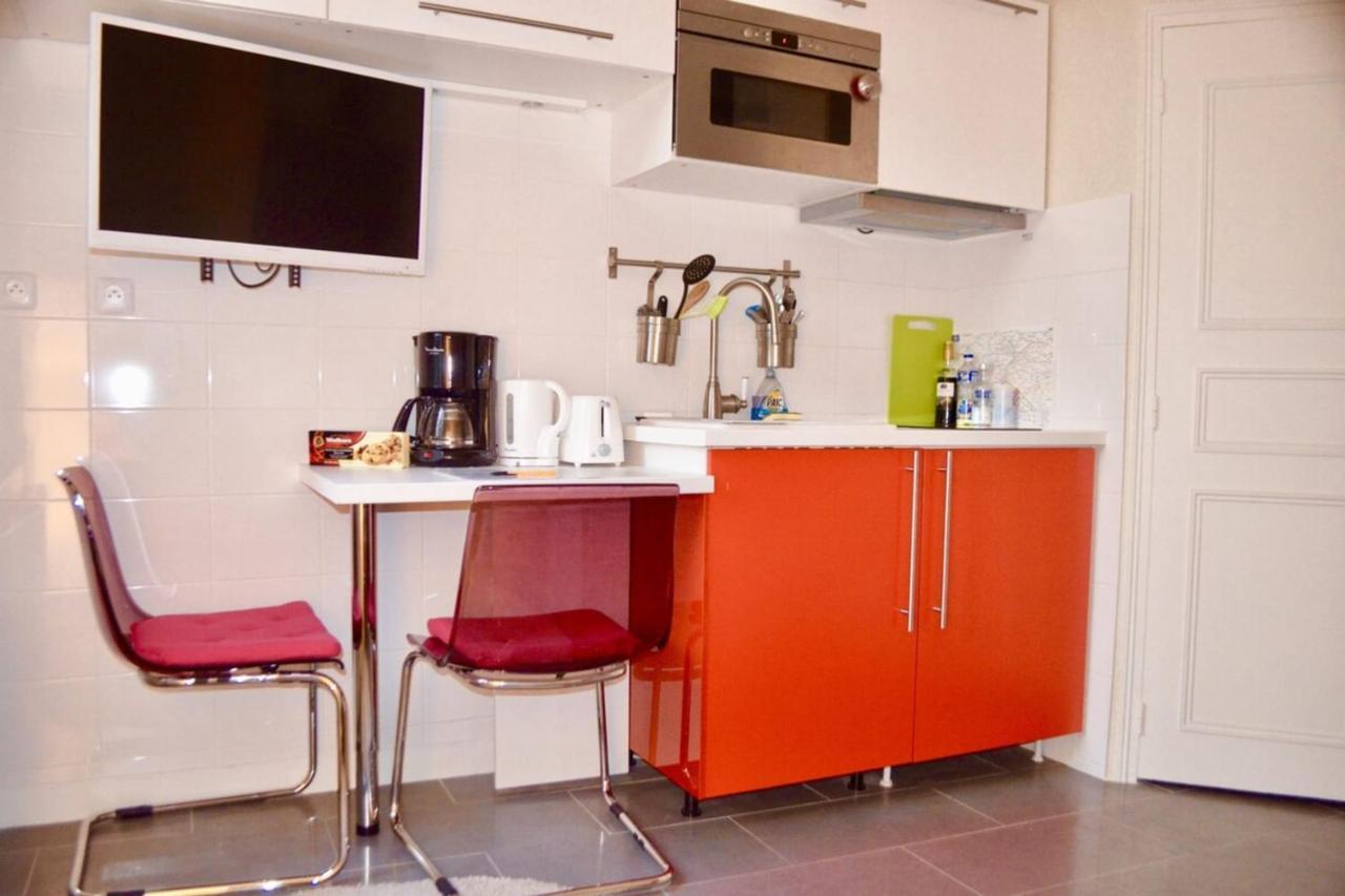 Lovely Studio in the "Marais" Paris 2