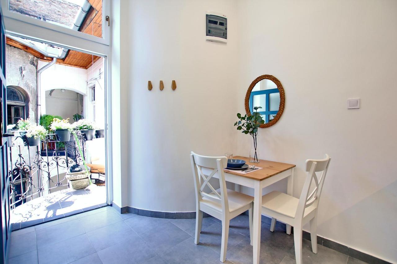 Cozy Apartment in the Heart of Budapest 2